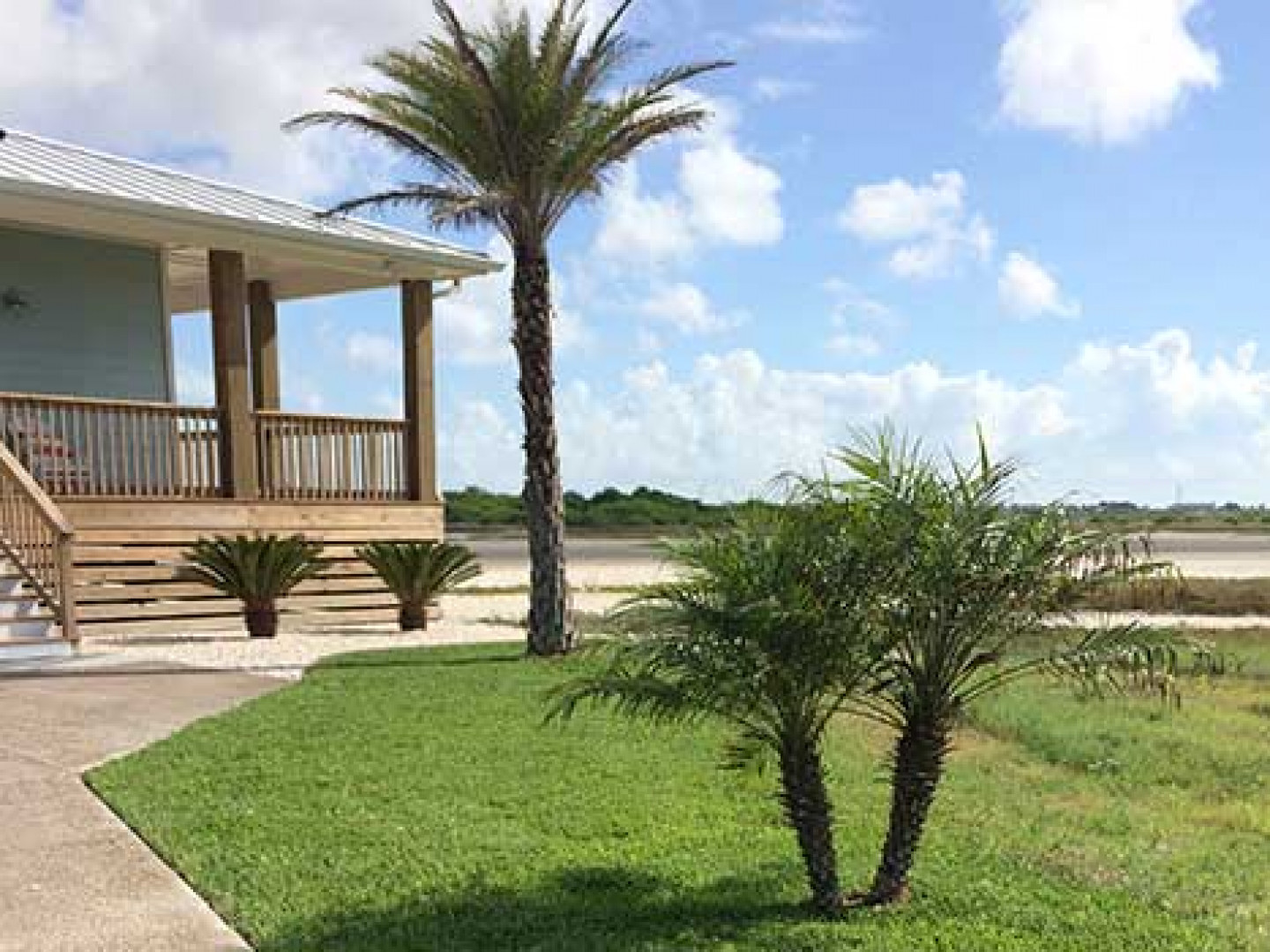Residential Lawn Care Port Aransas & Corpus Christi, TX Coastal Scapes